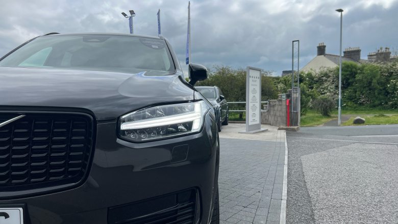 Volvo XC90 2.0 T8 [455] RC PHEV Ultimate Dark 5dr AWD Gtron Estate